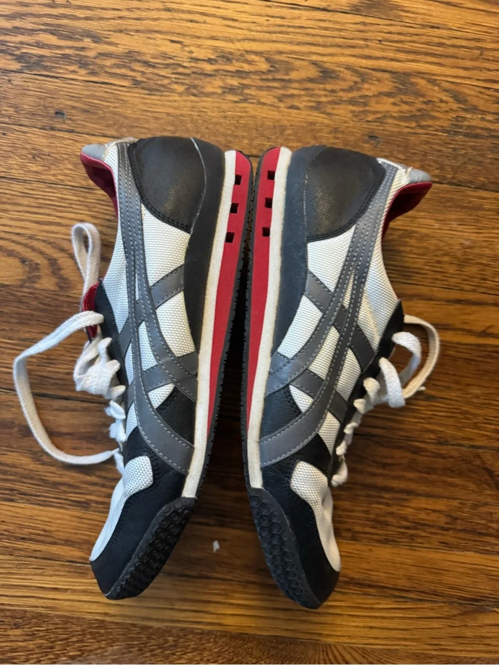 Onitsuka Tiger by Asics White Black Gray with Red Accent Men's Sneakers - Picture 8 of 11